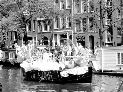 <a href='http://www.wuaimall.cn/' target='_blank'>學在加拿大</a>